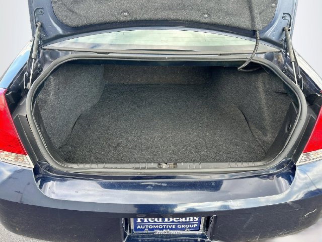 Used 2010 Chevrolet Impala LS FWD image 29