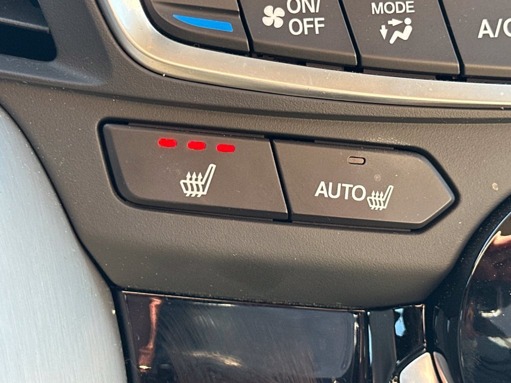 Used 2025 Acura TLX w/ Technology Package FWD image 6