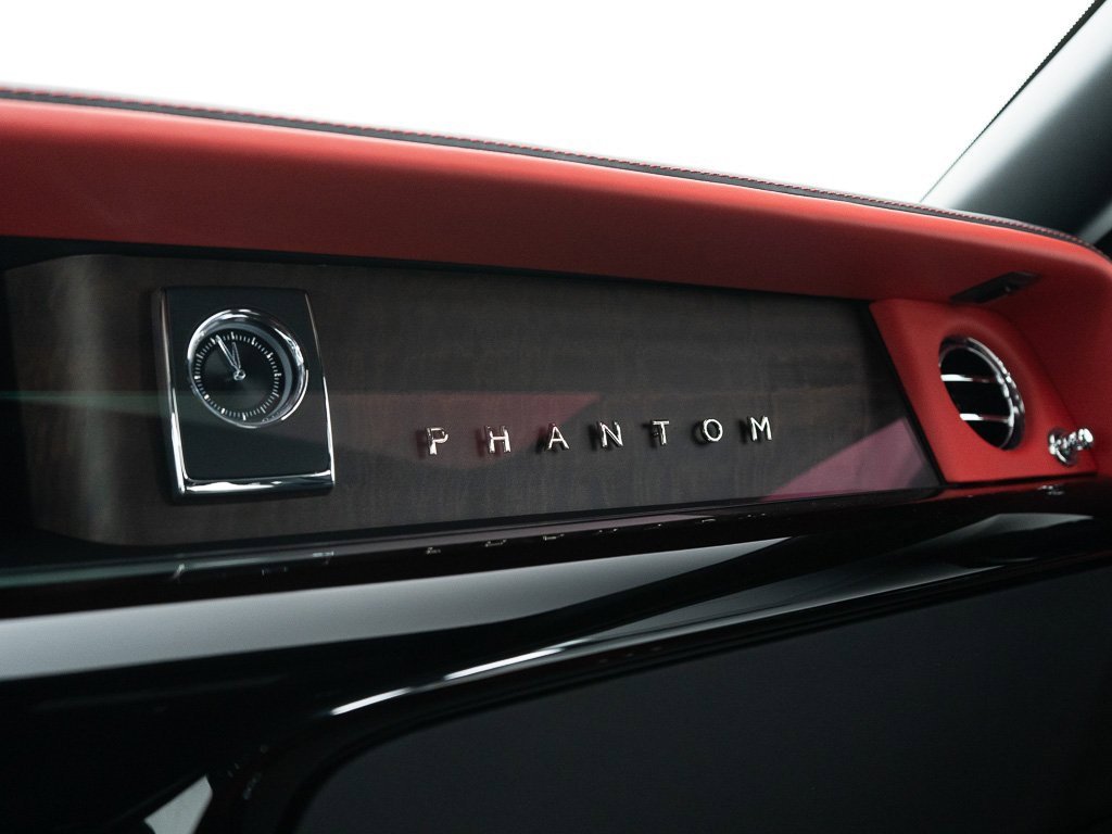 New 2026 Rolls-Royce Phantom Sedan image 47