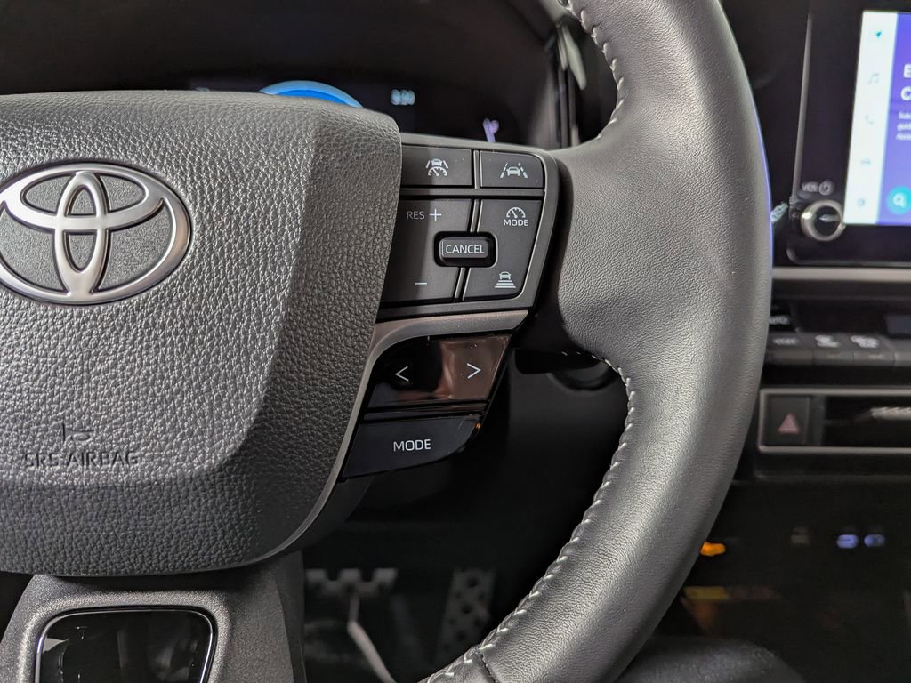Certified 2025 Toyota Camry SE AWD/4WD image 25