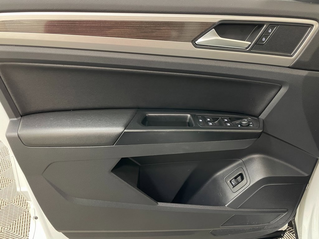 Used 2020 Volkswagen Atlas SE w/ Towing Package image 22