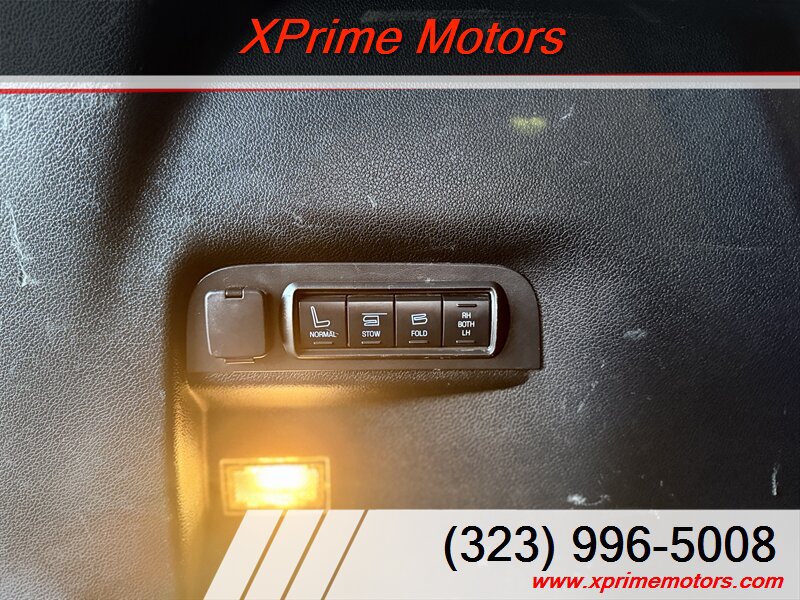 Used 2018 Ford Explorer Sport AWD/4WD image 15