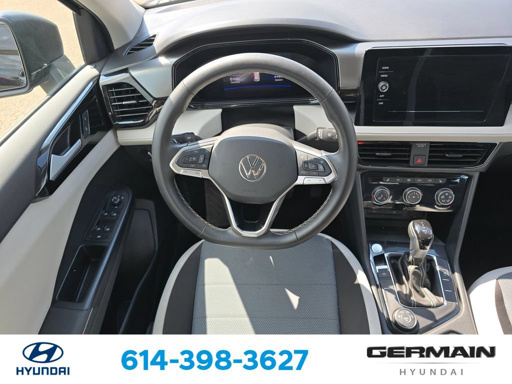 Used 2025 Volkswagen Taos S AWD/4WD image 16