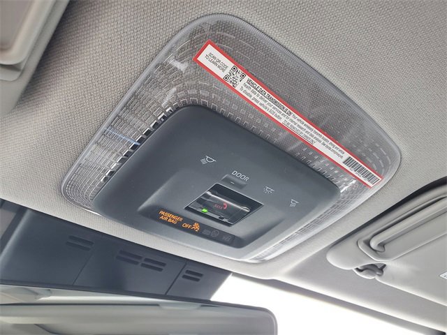 New 2026 Toyota Prius XLE image 31