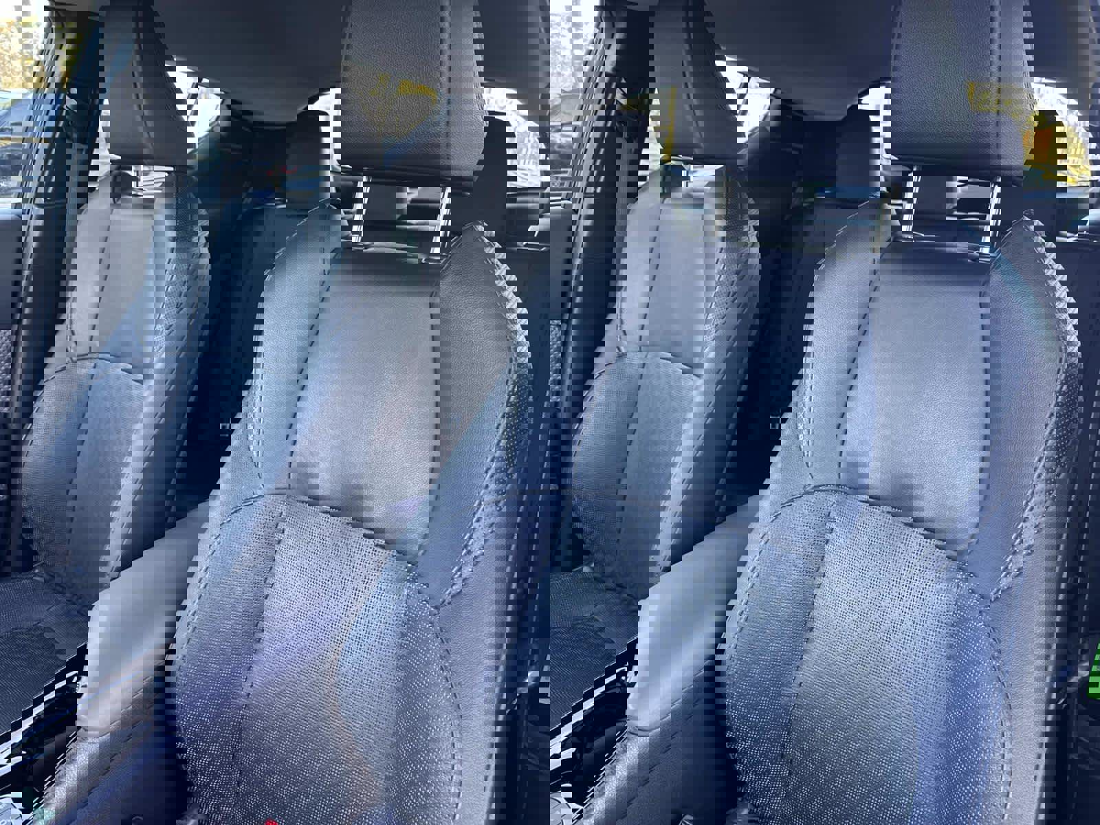 Used 2021 Toyota C-HR Limited image 20