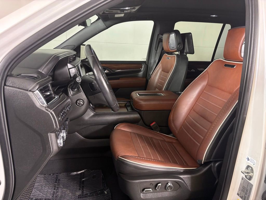 Used 2023 GMC Yukon Denali Ultimate image 17