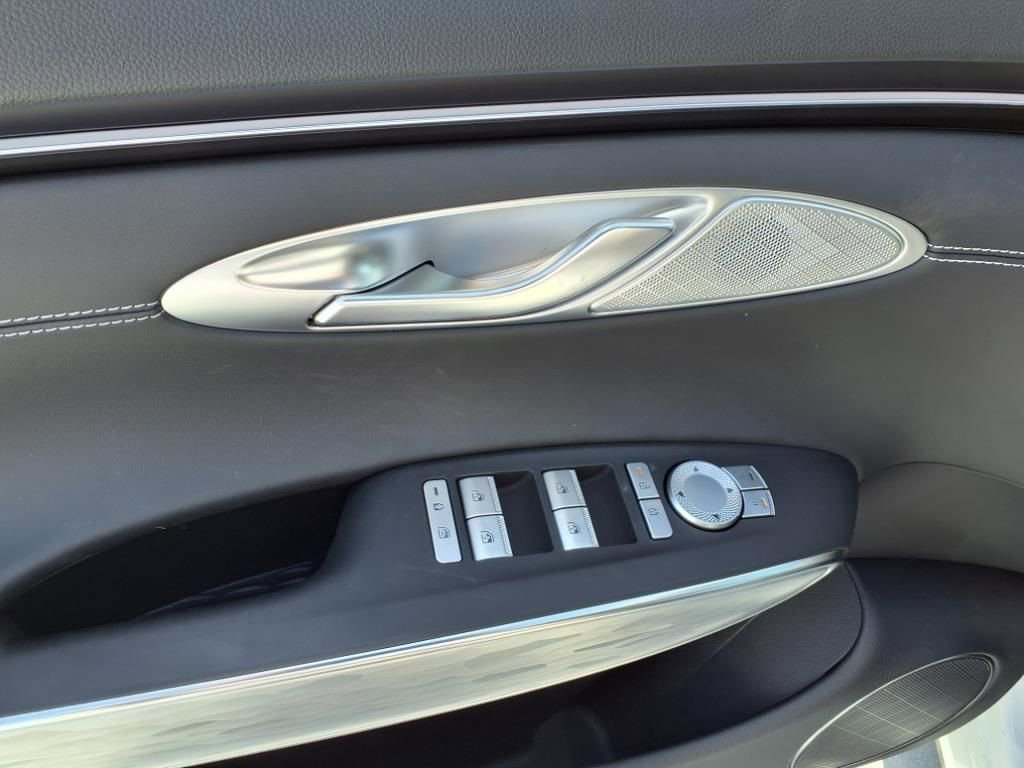 New 2026 Genesis Electrified GV70 image 10