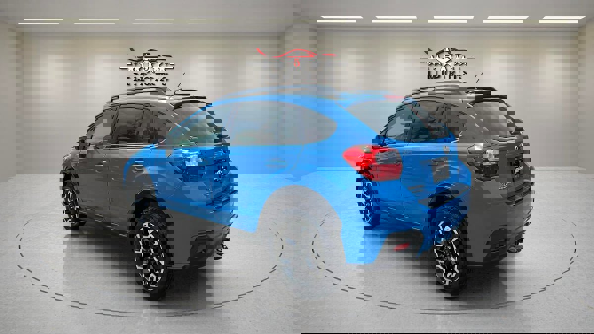 Used 2016 Subaru Crosstrek 2.0i Premium image 4