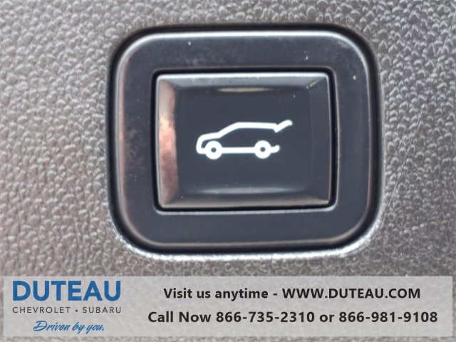 Used 2022 Chevrolet Suburban RST image 7