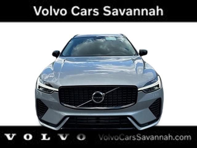 New 2024 Volvo XC60 T8 Plus w/ Protection Package Premier image 32