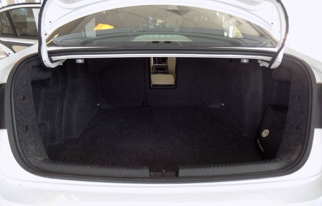 Used 2018 Volkswagen Jetta Wolfsburg Edition FWD image 30