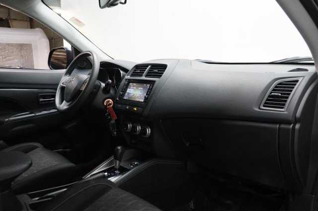 Used 2024 Mitsubishi Outlander Sport ES AWD/4WD image 21