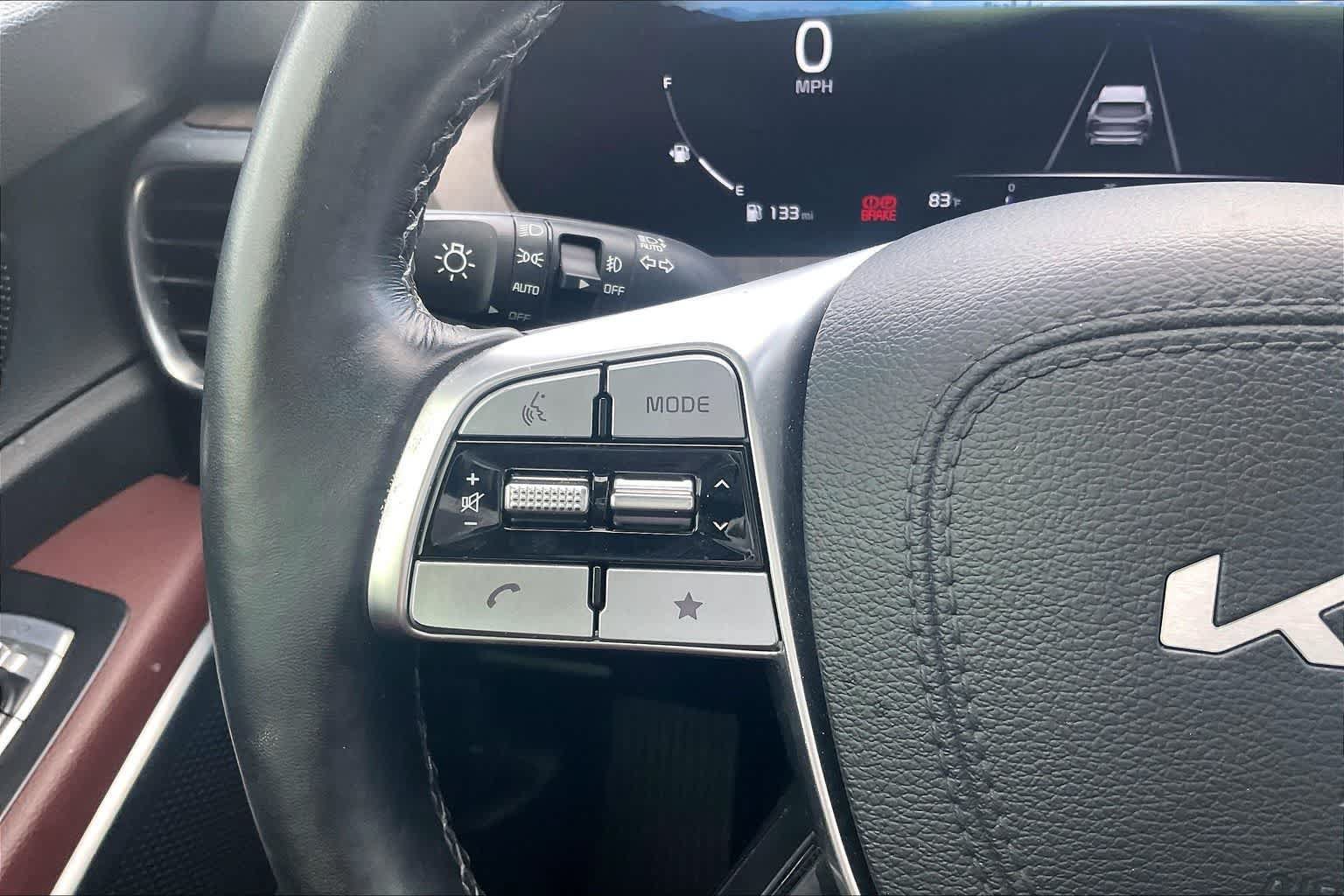 Certified 2024 Kia Telluride SX Prestige AWD/4WD image 23