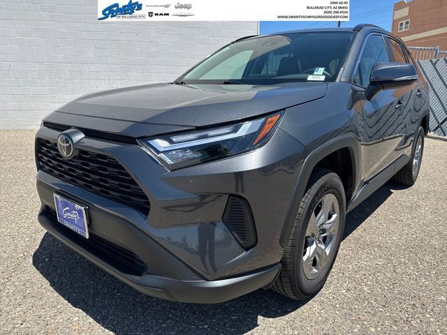 Used 2025 Toyota RAV4 XLE AWD/4WD image 1