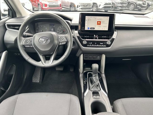 Used 2024 Toyota Corolla Cross LE AWD/4WD image 16
