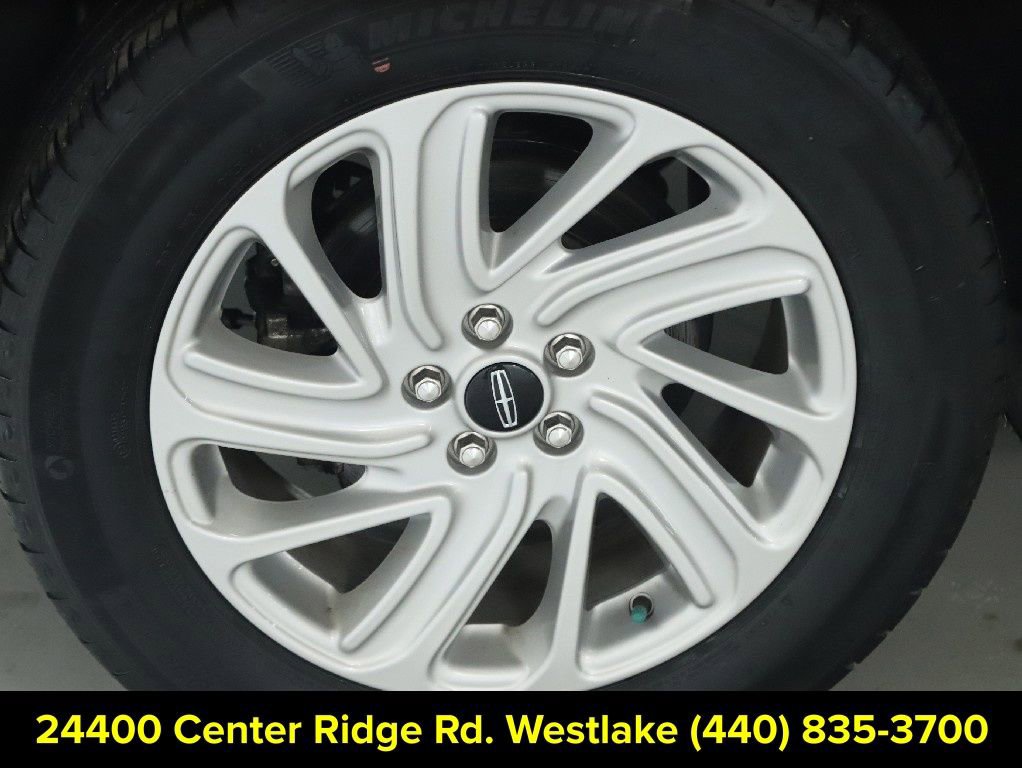 Used 2022 Lincoln Corsair FWD image 12