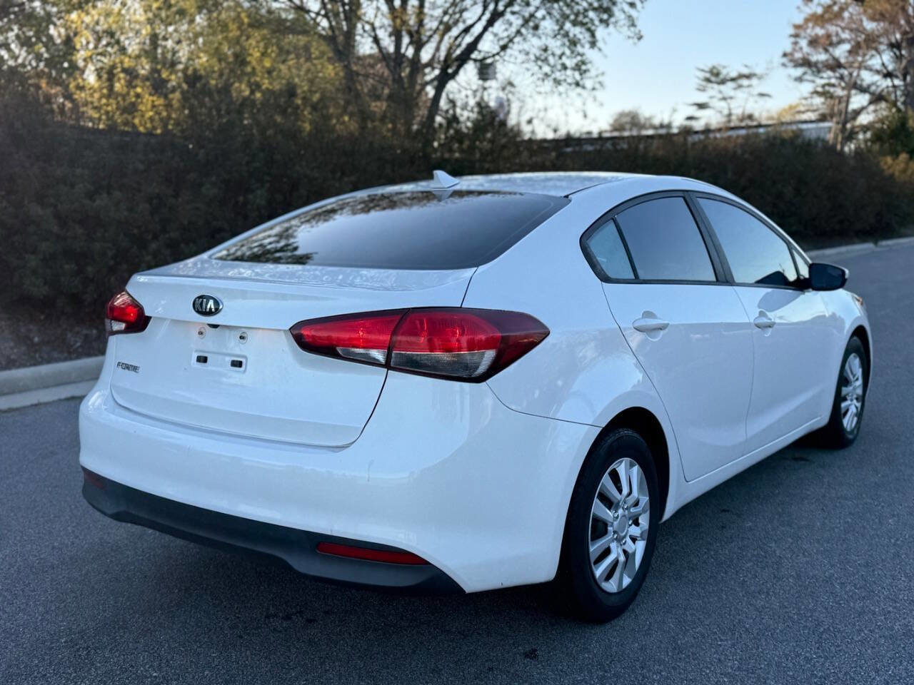 Used 2017 Kia Forte LX w/ LX Popular Package image 10
