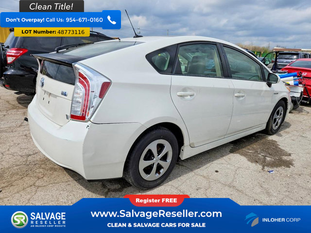 Used 2013 Toyota Prius Four w/ Deluxe Solar Roof Pkg FWD image 4