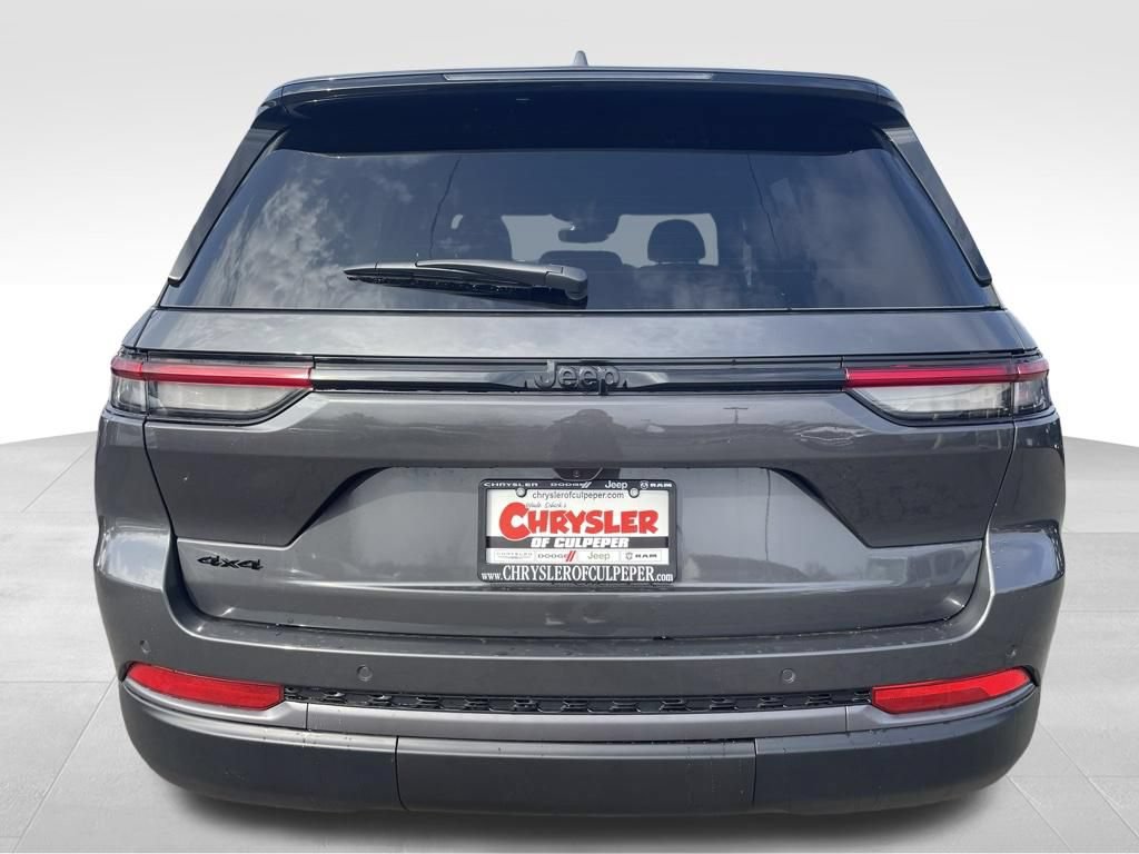 New 2026 Jeep Grand Cherokee Altitude AWD/4WD image 16