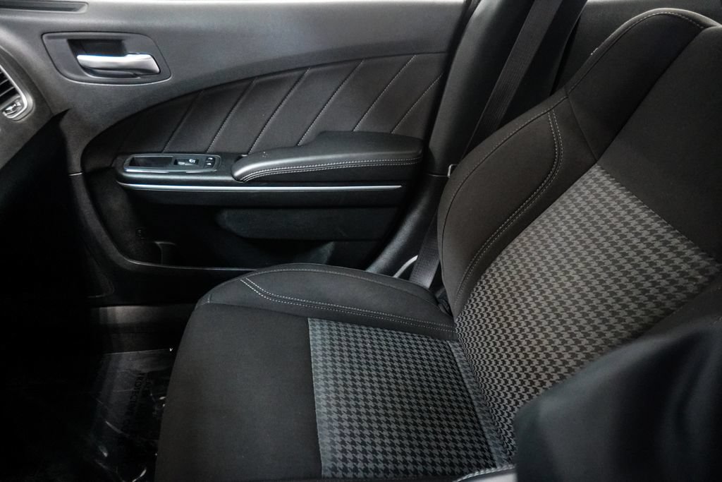 Used 2023 Dodge Charger SXT RWD image 24