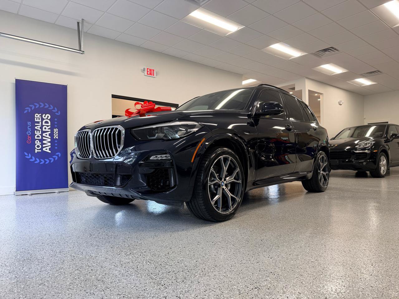Used 2019 BMW X5 xDrive40i w/ M Sport Package AWD/4WD image 14