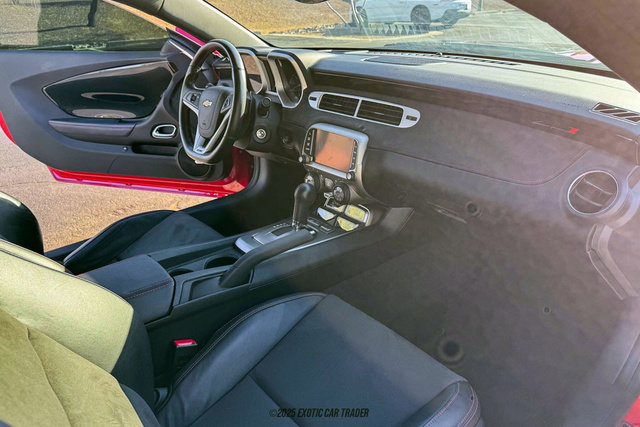Used 2013 Chevrolet Camaro ZL1 RWD image 27
