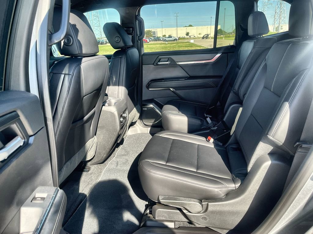 New 2026 GMC Acadia Elevation w/ Black Edition image 32