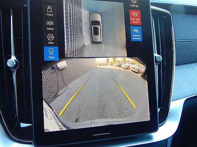 New 2026 Volvo XC90 B6 Ultra w/ Lounge Package image 22