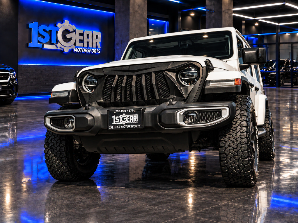 Used 2018 Jeep Wrangler Unlimited Sahara w/ Uconnect 4C Nav & Sound Group AWD/4WD image 10