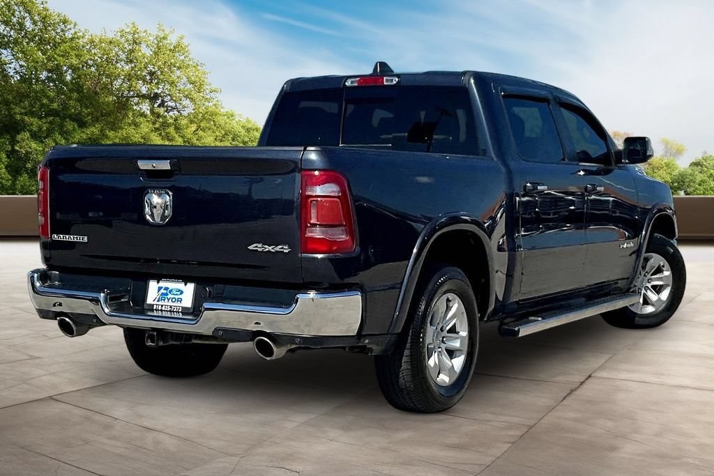 Used 2019 RAM 1500 Laramie AWD/4WD image 2