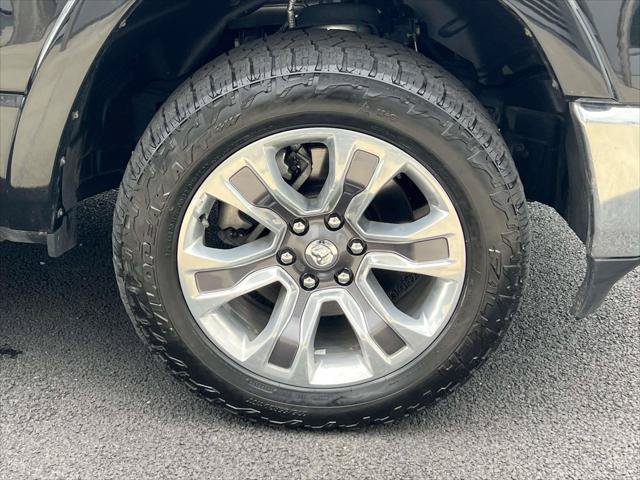Used 2022 RAM 1500 Limited AWD/4WD image 9