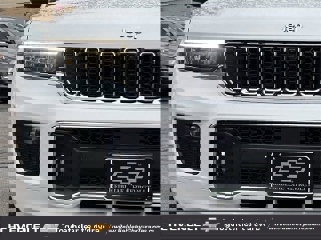 Used 2023 Jeep Grand Cherokee L Overland w/ Advanced Protech Group III image 9