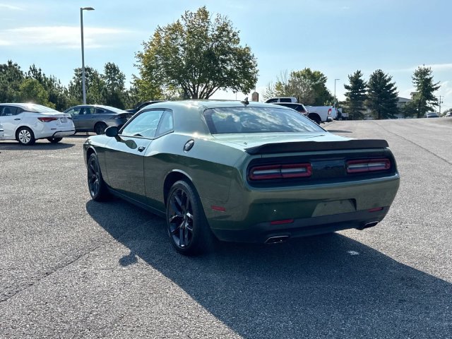 Used 2022 Dodge Challenger SXT w/ Plus Package RWD image 7