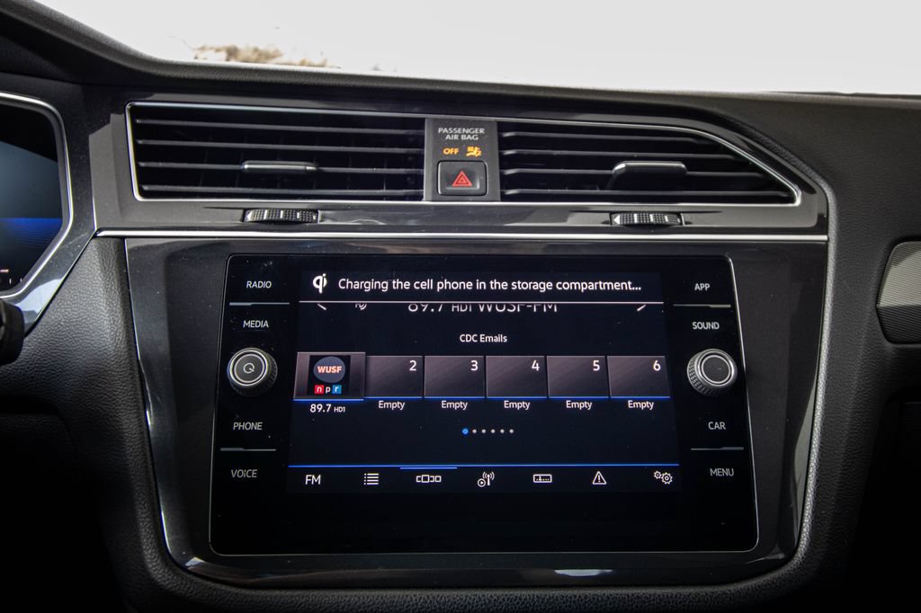 Certified 2023 Volkswagen Tiguan SE R-Line FWD image 39