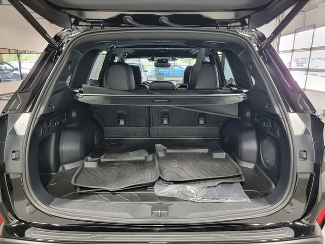 Used 2026 Subaru Forester Limited AWD/4WD image 36