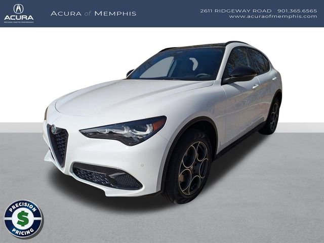 Used 2025 Alfa Romeo Stelvio Sprint w/ Convenience Package AWD/4WD image 1