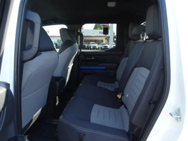 Used 2025 Toyota Tacoma TRD Off-Road image 21