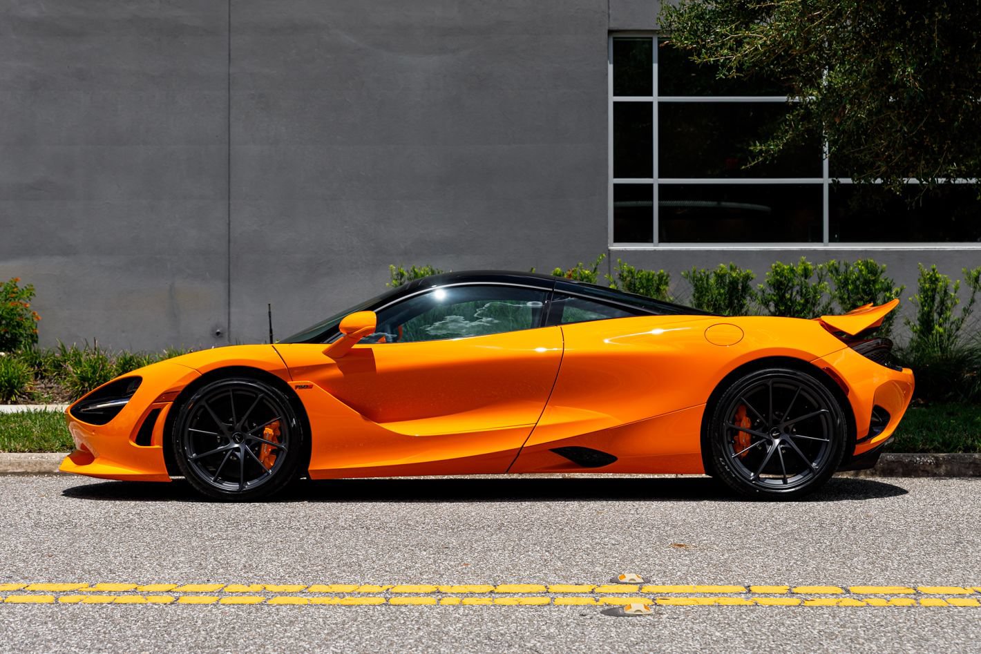 New 2027 McLaren 750S RWD image 19