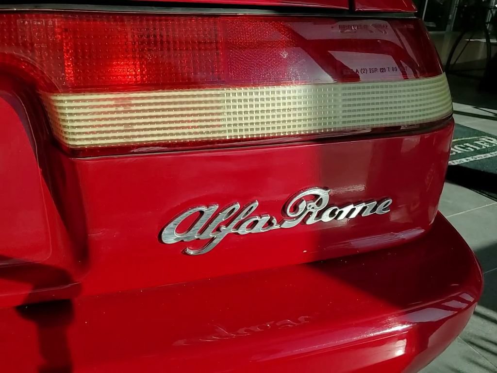Used 1991 Alfa Romeo Spider Veloce RWD image 7
