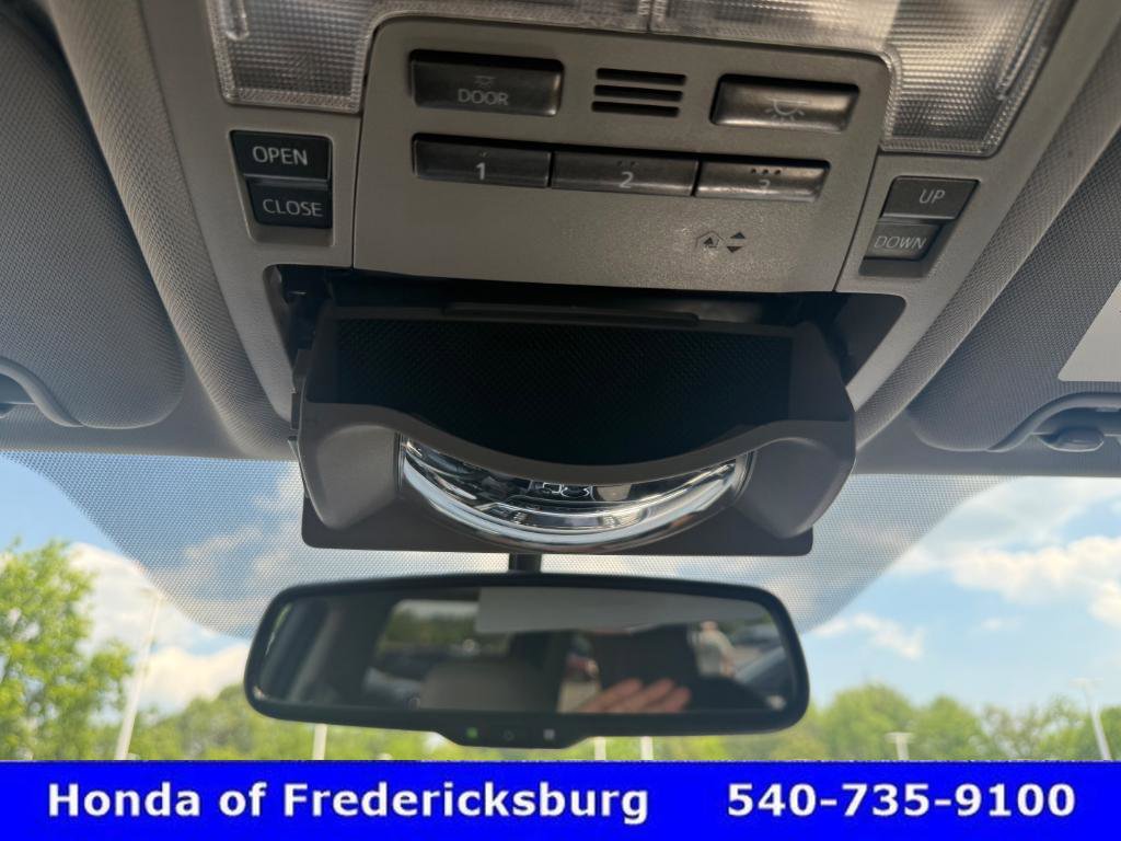 Used 2015 Toyota Highlander XLE AWD/4WD image 26