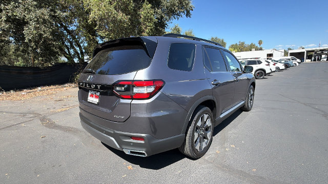 New 2026 Honda Pilot Elite image 4