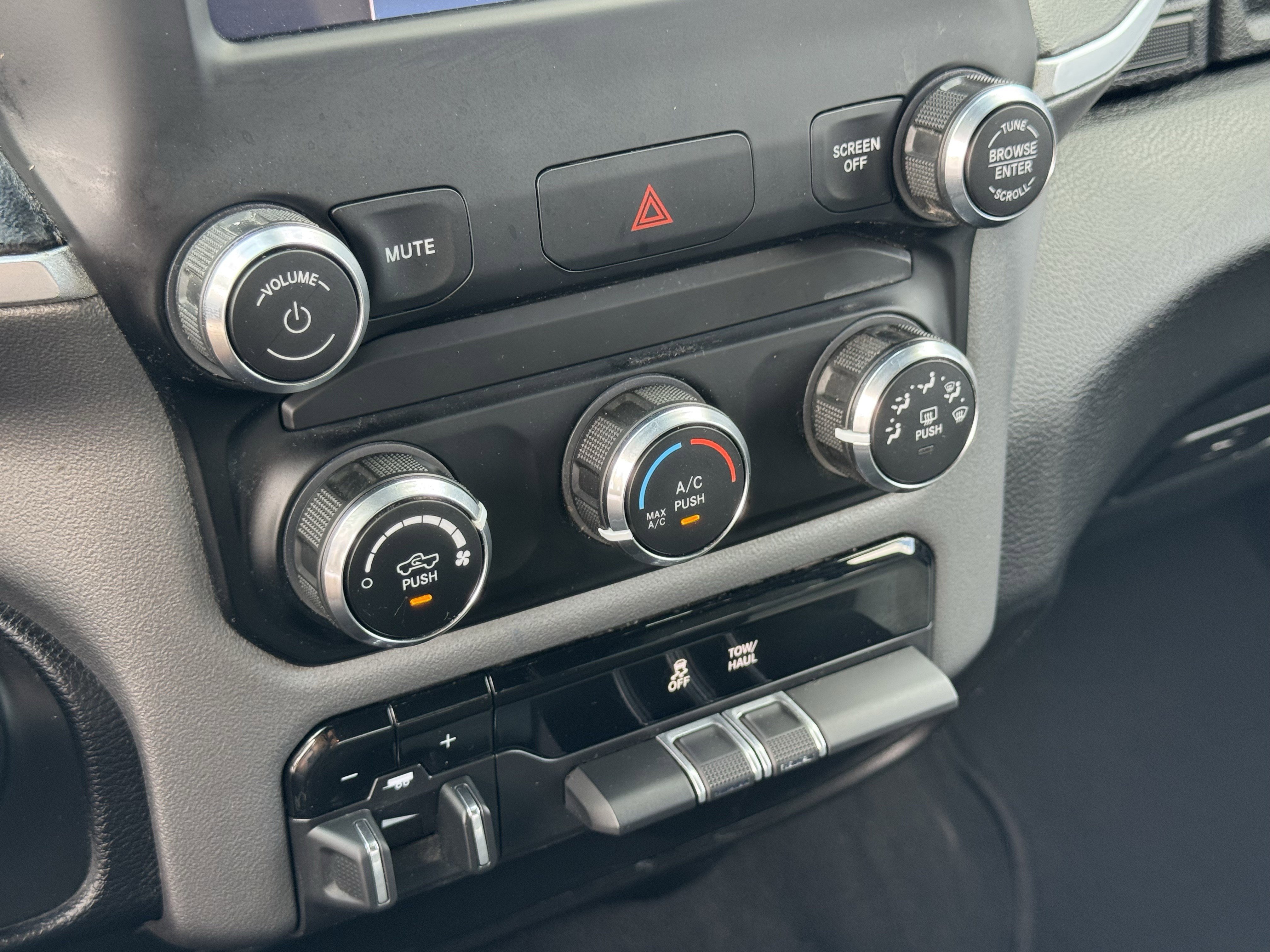 Used 2024 RAM 2500 Big Horn image 20