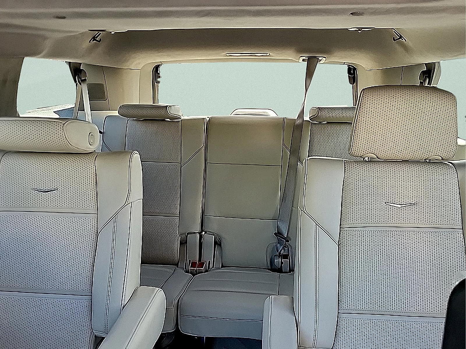 Certified 2025 Cadillac Escalade Sport Platinum AWD/4WD image 15