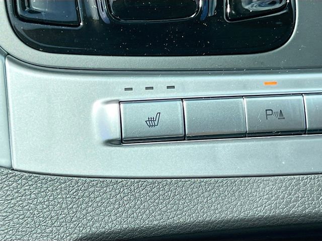 New 2026 Kia Carnival EX FWD image 21