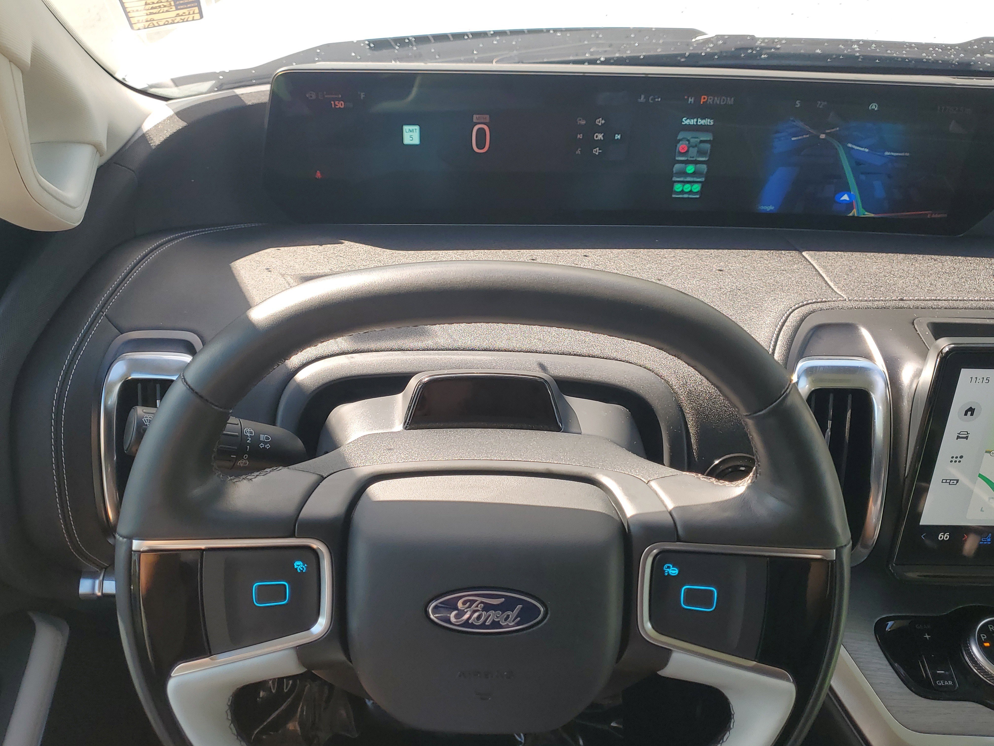 Certified 2025 Ford Expedition Platinum w/ Driver's Package image 23