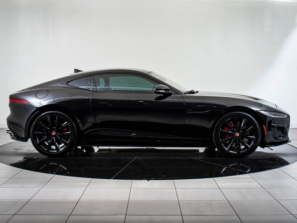 Used 2023 Jaguar F-TYPE R image 5