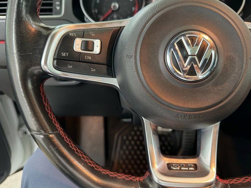 Used 2016 Volkswagen Jetta GLI SEL FWD image 22