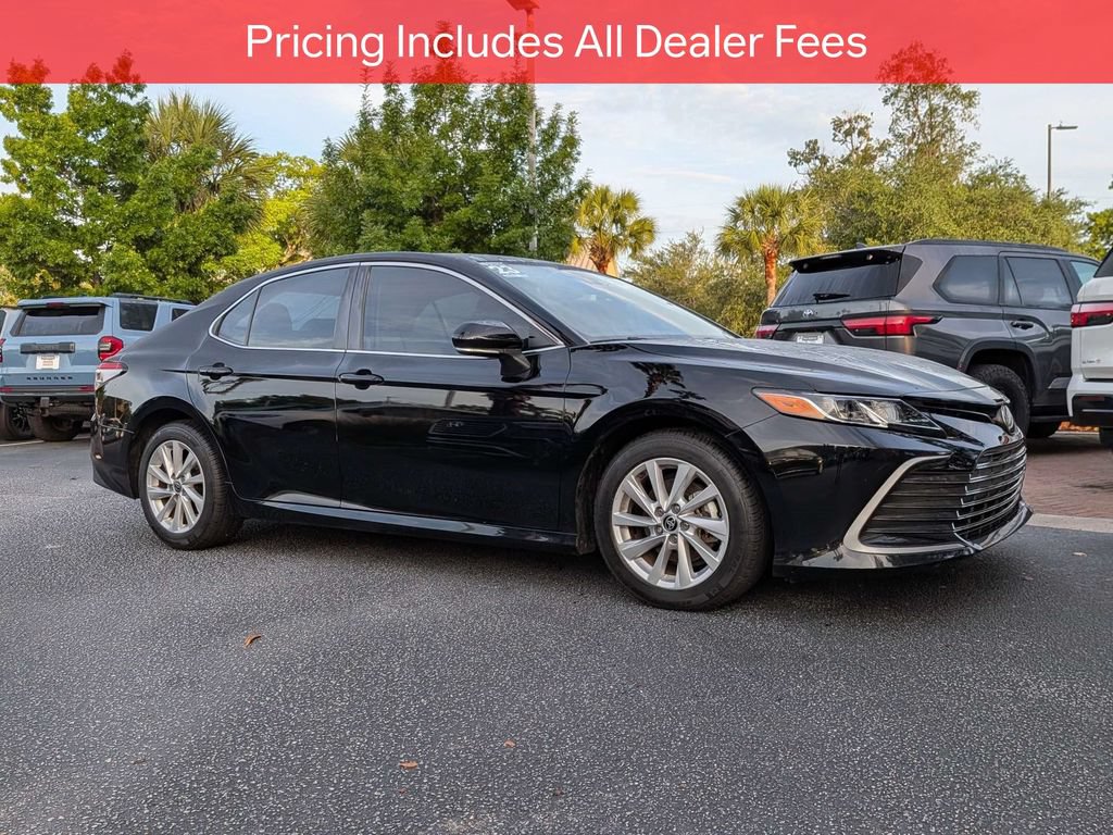Used 2023 Toyota Camry LE w/ Convenience Package FWD image 2