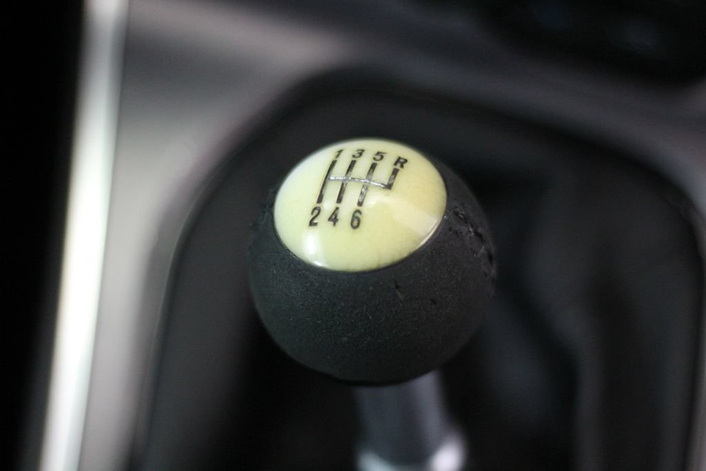 Used 2016 Dodge Challenger R/T w/ Driver Convenience Group RWD image 25