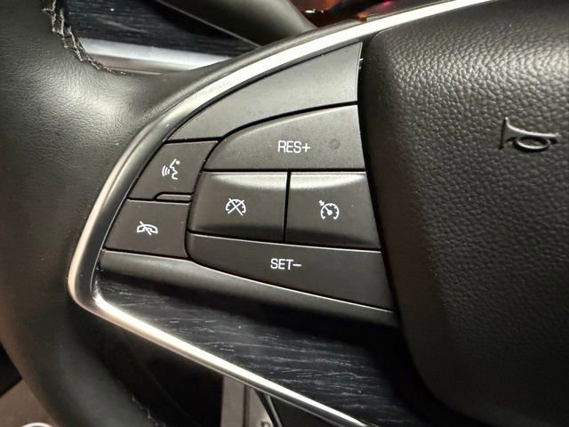 Used 2025 Cadillac XT5 Premium Luxury image 33